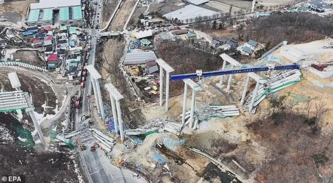 公路桥梁坍塌致4人遇难2人为中国人瓦力棋牌游戏坍塌瞬间曝光！韩国高速(图3)